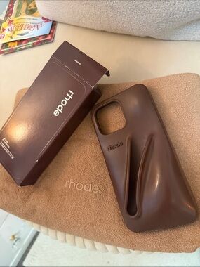 RHODE IPHONE CASE
